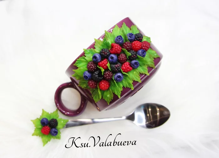 Berry decor on the mug - My, Polymer clay, Berries, Кружки, Mug with decor, Handmade, Needlework, Needlework without process, Longpost, With your own hands, Decor, Blueberry, Blackberry