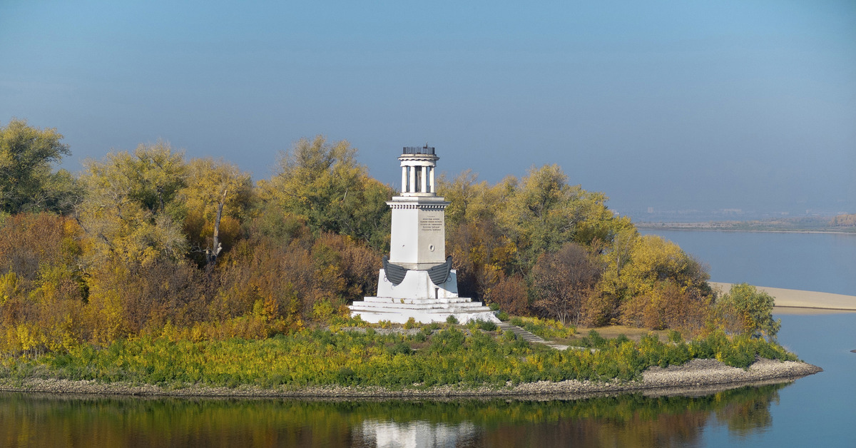 Волгоградский маяк. Маяк на Волге Красноармейский район. Маяк Красноармейский район Волгоград. Маяк на Волге в Волгограде Красноармейский район. Речные маяки Волгограда.