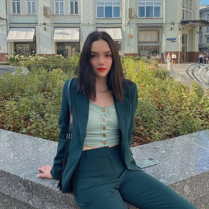 Evgenia Medvedeva - Girls, Figure skaters, Evgeniya Medvedeva, Brunette, The photo, Gorgeous, Long hair