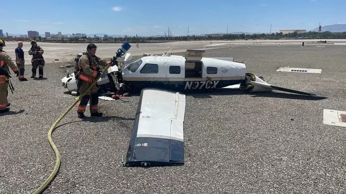 Planes collide at Las Vegas airport - civil Aviation, Airplane, Collision, Plane crash, Negative, The airport, Las Vegas, Nevada, USA, Death, Incident, Longpost, Aviation