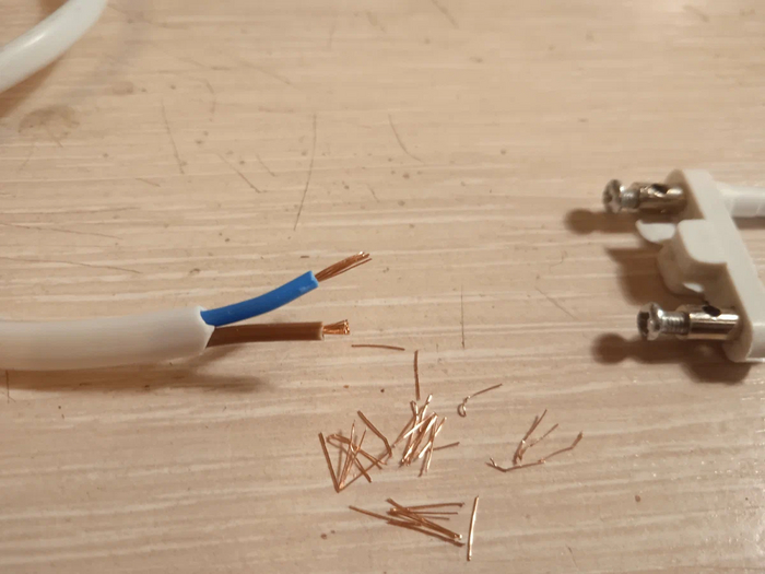 Купил вилку, а оказалась это гильотина | Пикабу