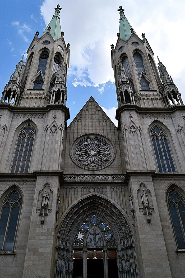 Cathedral of Sao Paulo. - My, Travels, Excursion, Tourism, Sao Paulo, Brazil, Megapolis, South America, Religion, The cathedral, Temple, Longpost, Cathedral