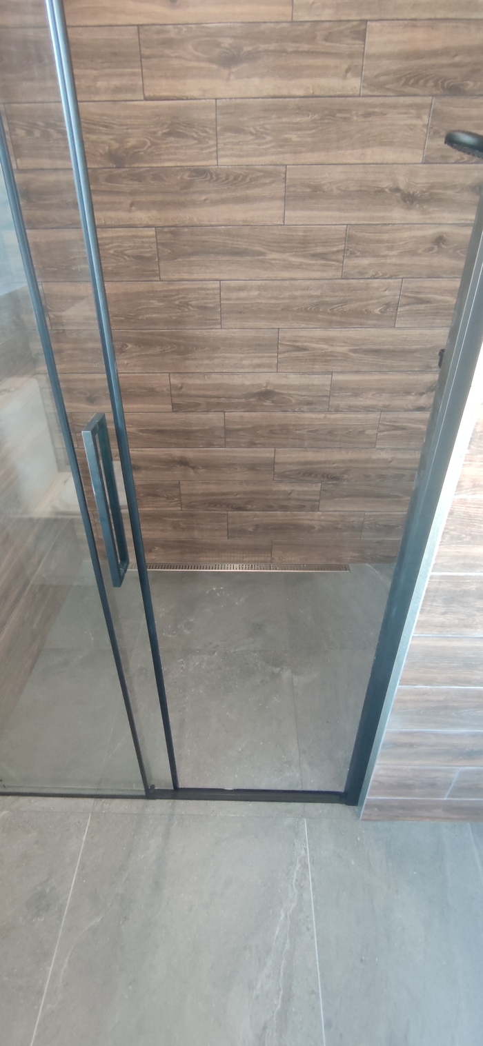 Шёл 2022 год, а дельфинчики все ещё с нами)) Ремонт санузла, Дельфинарий, Длиннопост