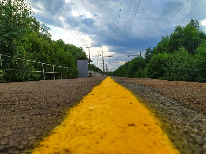 yellow stripe - Mobile photography, Photo on sneaker, Beginning photographer, The photo, Photographer, Summer, Road markings, Road