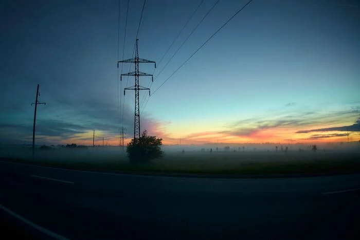 Dawn #1 - My, Canon, Track, dawn, Clouds, Power lines, Tree, Dandelion, Longpost