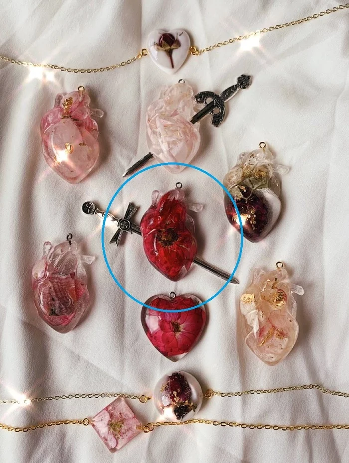 Pendant with heart and knife - Epoxy resin, Pendant, Order, Looking for a specialist, Longpost