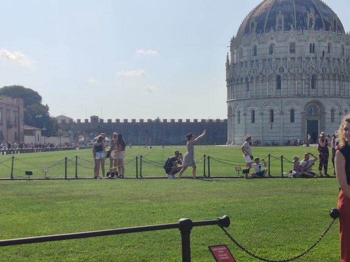Пизанские выправители башен