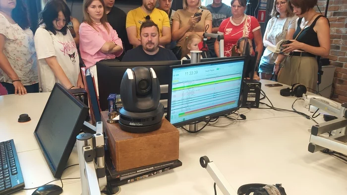 В гости на Наше радио - Моё, Гитара, Музыканты, Рок, Наше радио, Экскурсия, Длиннопост