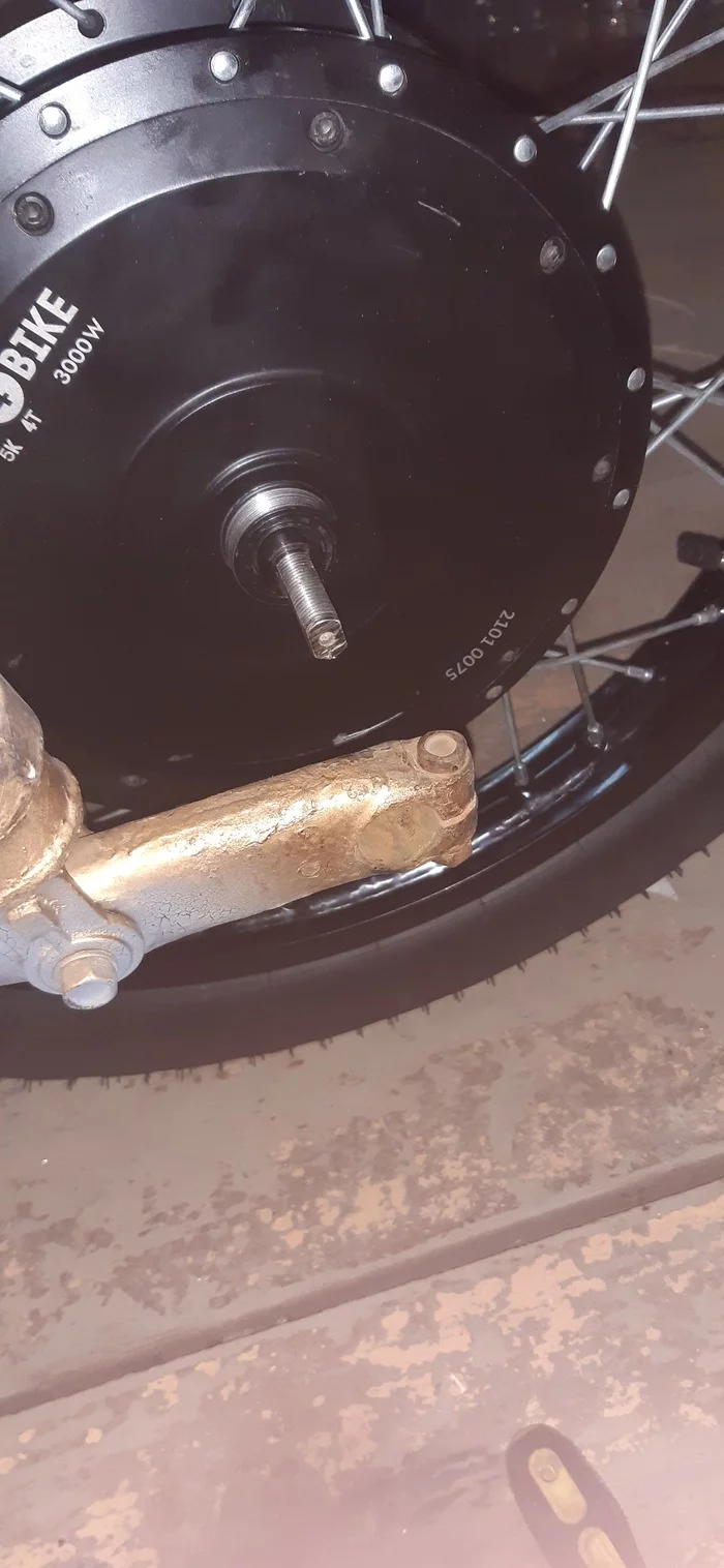 Electric Dnepr-11. Wheel motor mount and shock absorber tilt - My, Homemade, Moto, Electrician, Technics, Longpost