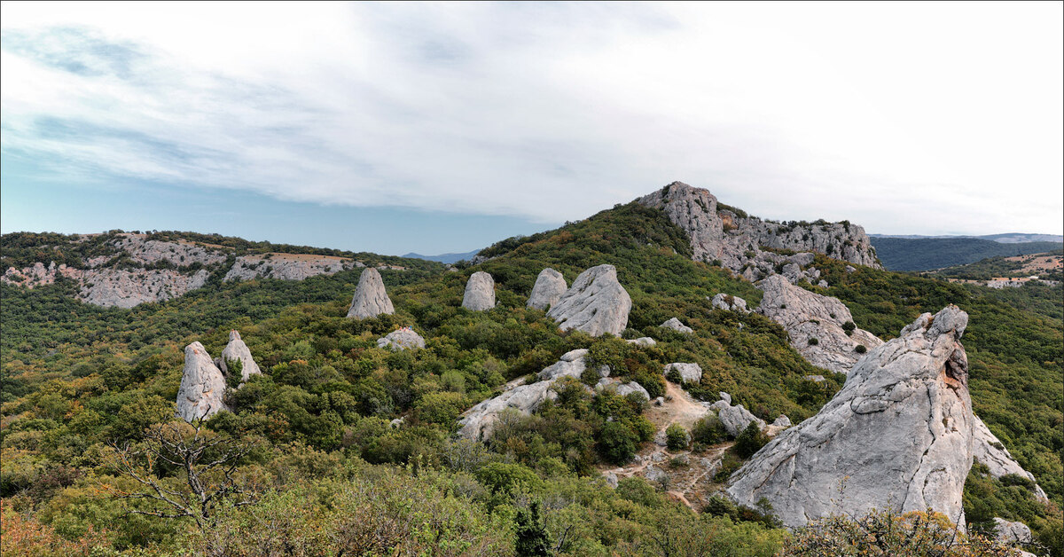 Крым храм солнца где. Храм солнца в Крыму Ласпи. Гора храм солнца в Крыму.