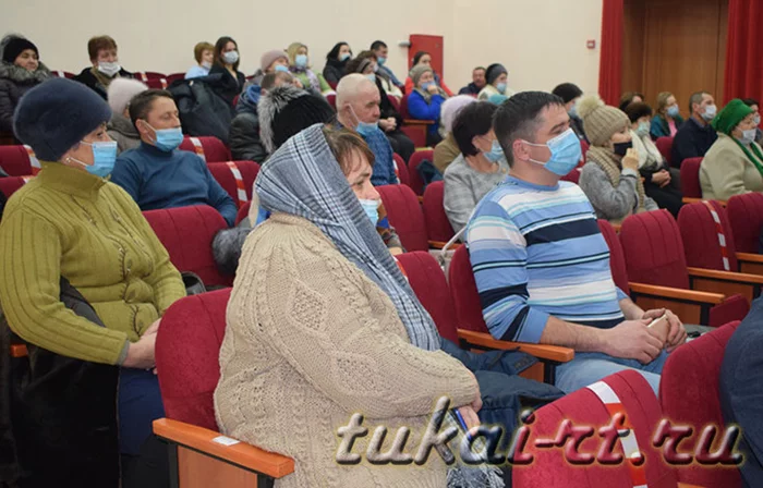 WE BUILD A ROAD AND DO NOT ASK ANYONE. SCANDAL IN TATARSTAN - My, Building, Scandal, Tatarstan, Tatars, Road, Officials, Farm, Farmer, Russia, Law, Meeting, People, Longpost, news