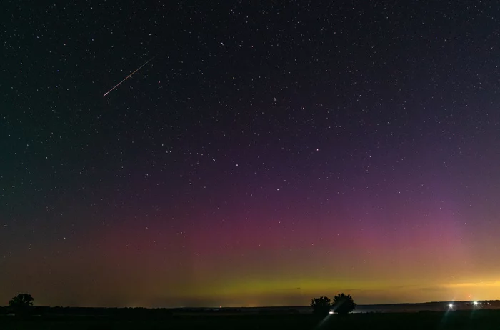 Bright Perseid and polar lights in Chuvashia. Photographed on the night of August 7-8. 56°N - My, Polar Lights, Chuvashia, Astrophoto, Starry sky, Perseids, Meteor, beauty of nature, Sony, Longpost