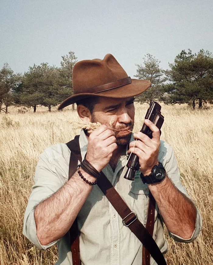 In any incomprehensible situation, gnaw a blade of grass - My, Travels, Tourism, Nature, Hat, Russia, Heat, The photo