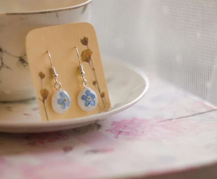 My soul is epoxy resin jewelry with dried flowers. Earrings with forget-me-nots - My, Epoxy resin jewelry, Decoration, Dried flowers, Summer, Tenderness, Silver, Handmade, Forget-me-nots, Longpost, Needlework without process