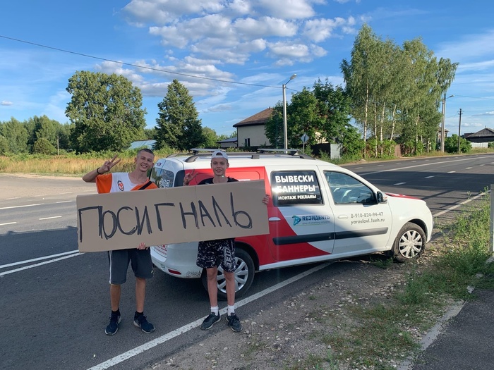 Даже в современном мире, остались еще дети, которые умеют радоваться маленьким вещам...