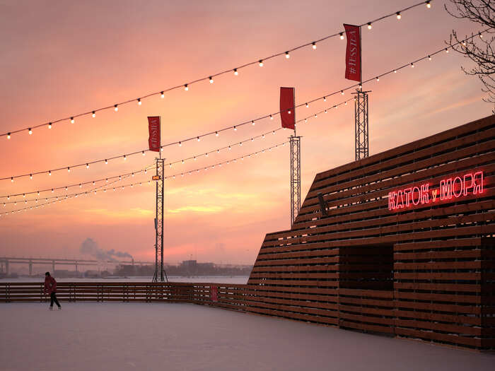 Skating rink by the sea in Sevkabel - My, Saint Petersburg, Photographer, The photo, Street photography, Sunset, Ice rink, Port of Sevkabel