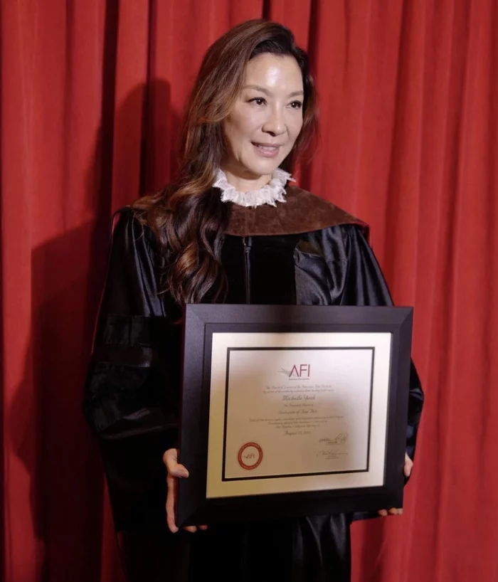 Michelle Yeoh was awarded a Doctor of Fine Arts degree from the American Film Institute - Actors and actresses, Michelle Yeoh, Hong kong cinema, Martial arts, Phd, Video, Video VK, Longpost