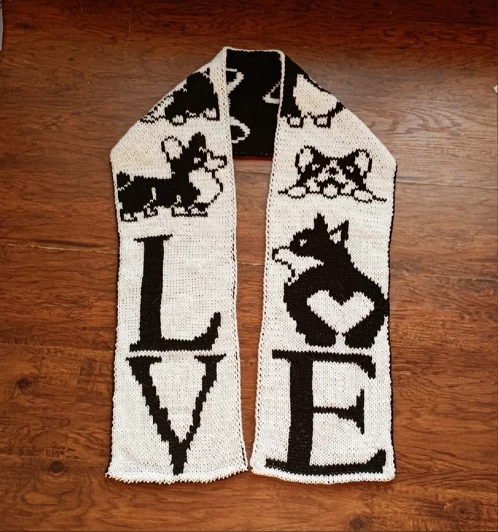 Reversible corgi scarf - My, Needlework without process, Scarf, Corgi, Longpost, Knitting, Knitting