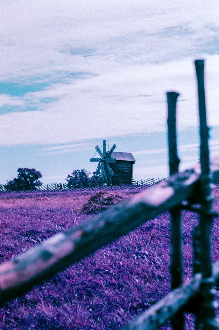 LomoChrome Purple - Моё, Фотография, Пленка, Россия, Ломография, Пейзаж, Карелия, Северная Осетия - Алания, Рускеала, Природа, Озеро, Горы, Длиннопост