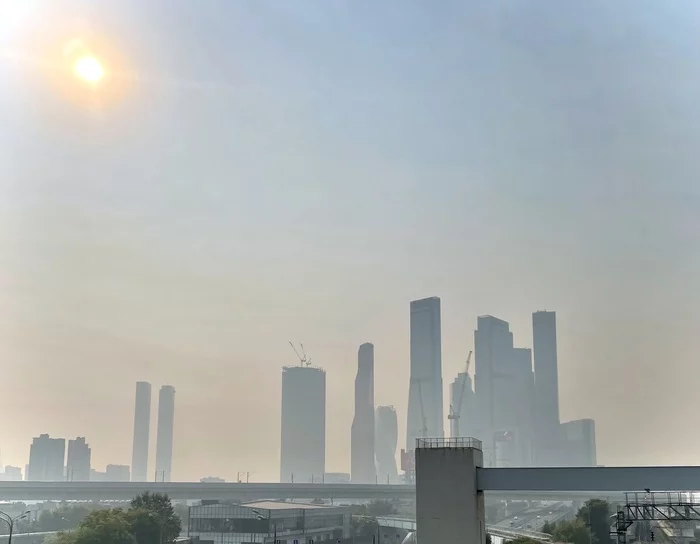 City in smoke - My, Moscow, Moscow City, Smog, Morning, Smoke, Forest fires