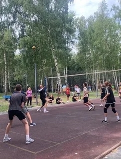 Hello everyone from Vladivostok! Are there any volleyball or jogging fans here? Let's do it together? - Acquaintance, Friends of friends, Friends, My