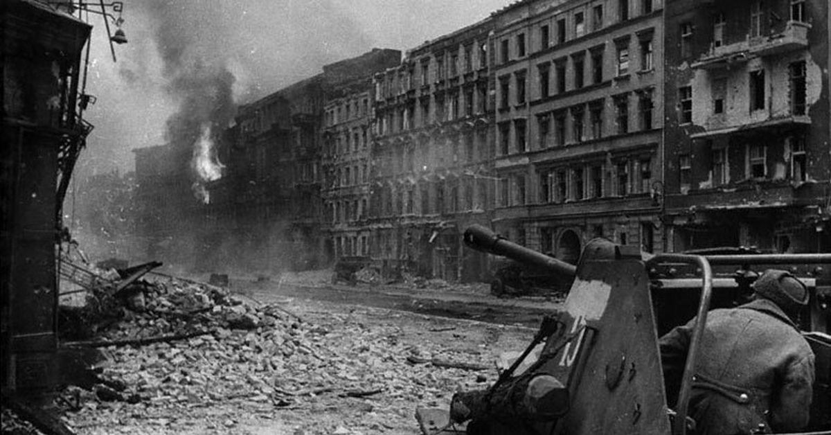 Бой под берлином. Берлин 1944. Штурм Кенигсберга 1945.