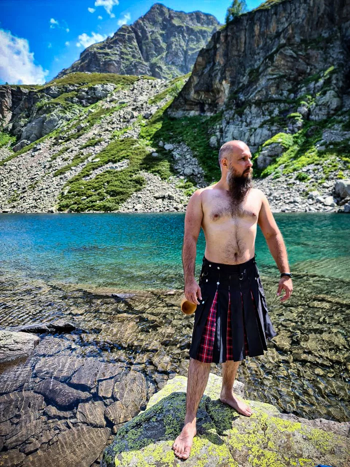 Mountain body post(or ends in water) - NSFW, My, Mr Playgirl, Kilt, Playgirl, Men, Muscle, Hairiness, Beard, The mountains, River, Lake, Longpost