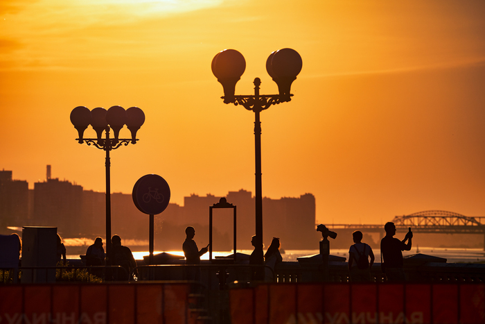 На набережной