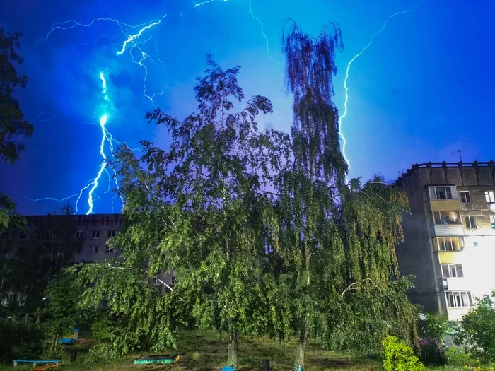 Ответ на пост «Поймал» - Моё, Фотография, Пейзаж, Гроза, Молния, Числа, Ответ на пост, Длиннопост