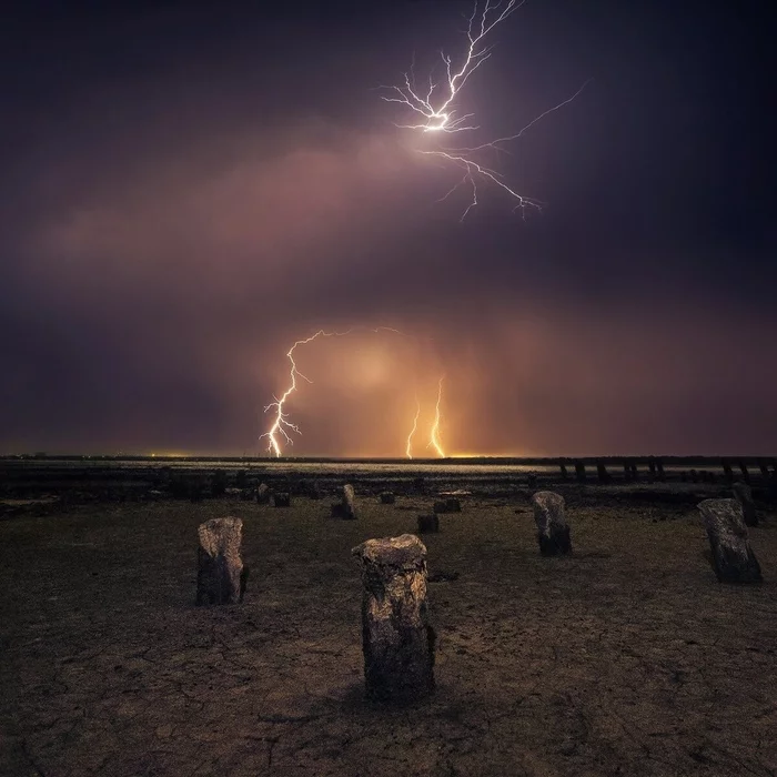 Thunderstorm over lake Elton, Volgograd region - Thunderstorm, Lightning, Lake, Elton, Atmospheric phenomenon, Nature, The photo