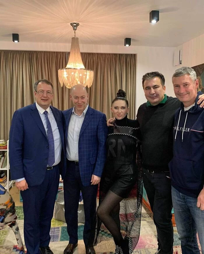 Friends of Russia together - Feces, Evgeny Roizman, Mikhail Saakashvili, Dmitry Gordon, Mayor, Yekaterinburg, Criminal case, friendship, Friends, Politics, Anton Gerashchenko