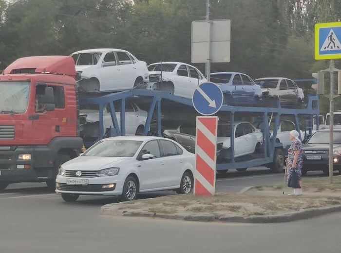 Антикризисные комплектации Автоваза - Моё, Юмор, АвтоВАЗ, Фотография, Кризис, Цены