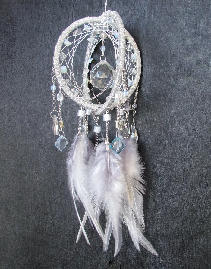 Dreamcatcher Snow Queen - My, Dreamcatcher, Needlework, Needlework without process, Mobius strip, Crystals, Swarovski, Handmade, With your own hands, The sun, Sunny bunny, The Snow Queen, Purchase, Dream, Video, Longpost