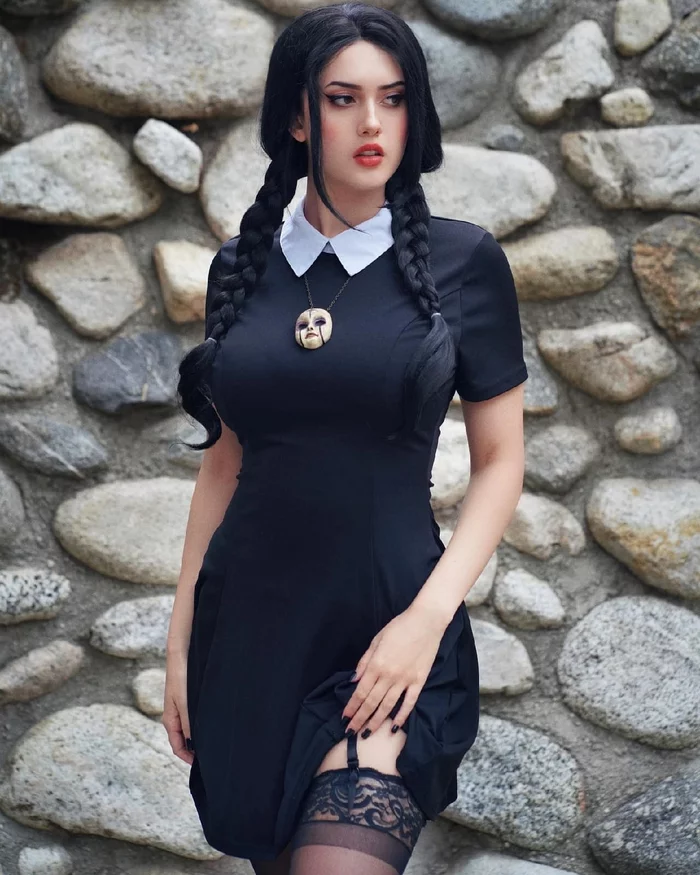 Wednesday Addams - Cosplay, The Addams Family, Girls, Brunette, Stockings, Movies
