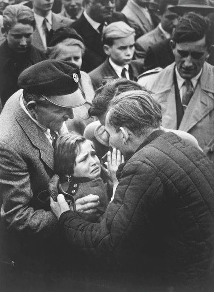 World War II prisoner - The Great Patriotic War, The Second World War, May 9 - Victory Day, History of the USSR, Monument, Lenin, Prisoners, the USSR, Daughter, Meeting, Tears, Captivity