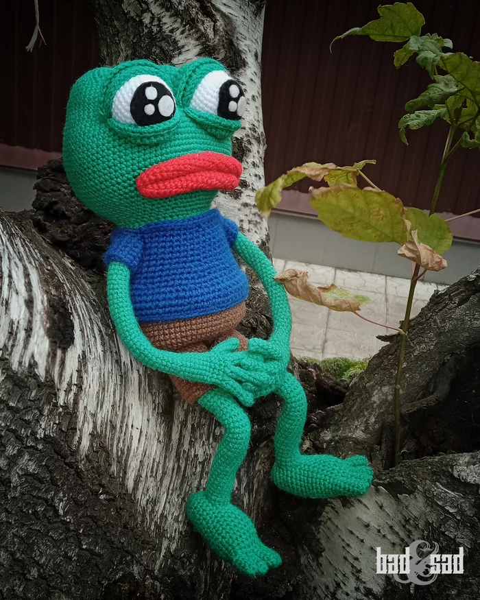 Pepe the Frog - Sad Edition - My, Needlework without process, Amigurumi, Crochet, Knitted toys, Memes, Pepe, Frogs, Sadness, Sad humor, Birch