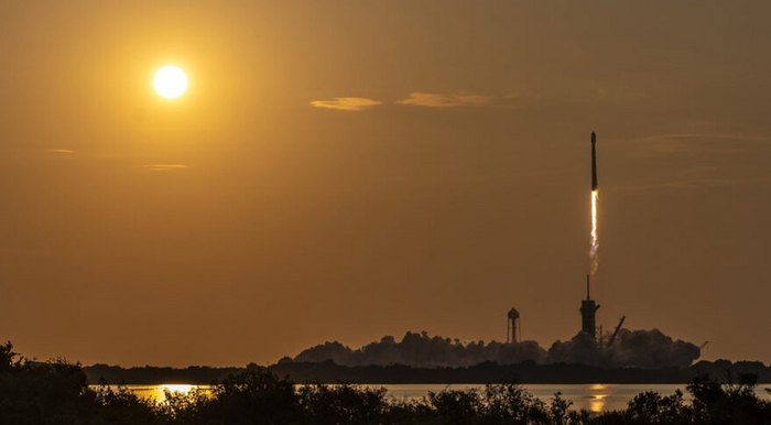    SpaceX    . Teslarati