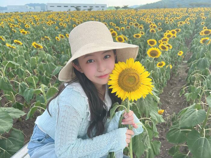 Sunflower field - Children, The photo, Asian, Japanese, Japanese