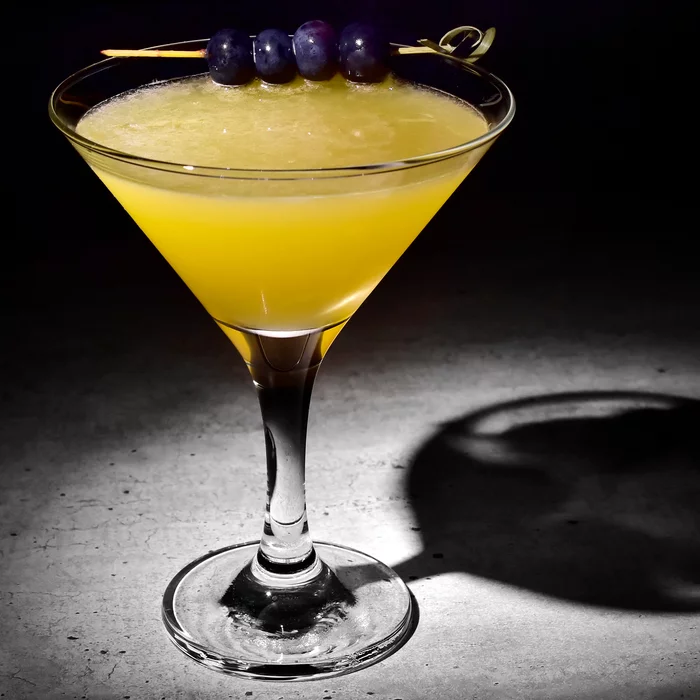 Cocktail-aperitif Gin and Sin / Gin and Sin - My, The photo, Alcohol, Cocktail, Recipe, Foodphoto, Gin, Bar, Longpost, Alcoholic cocktail