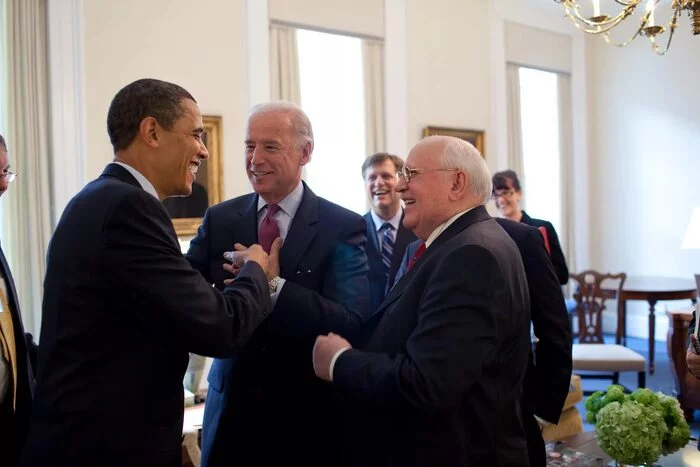 passed the baton - Politics, Joe Biden, Gore, Mikhail Gorbachev