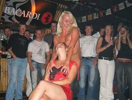 American party in a bar. early noughties - Bar, Longpost, Alcohol, Youth, Party, MILF, Booty, Erotic, Boobs, Girls, NSFW
