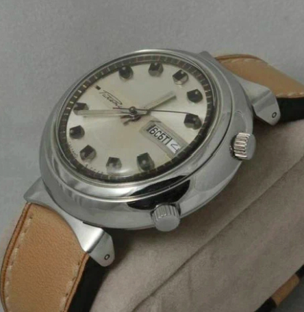 Want to make a million? Look on the mezzanine or in the country for these Soviet watches - My, Clock, Wrist Watch, the USSR, Made in USSR, Soviet, Retrotechnics, Retro, Longpost, Rarity, Soviet goods