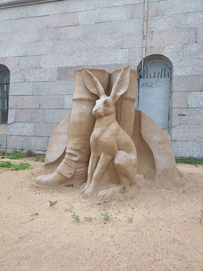 Sand sculpture in Petropavlovka - My, Saint Petersburg, Peter-Pavel's Fortress, Sculpture, Literature, Painting, Movies, Viktor Tsoi, Andrey Tarkovsky, The science, Space, Longpost, Music