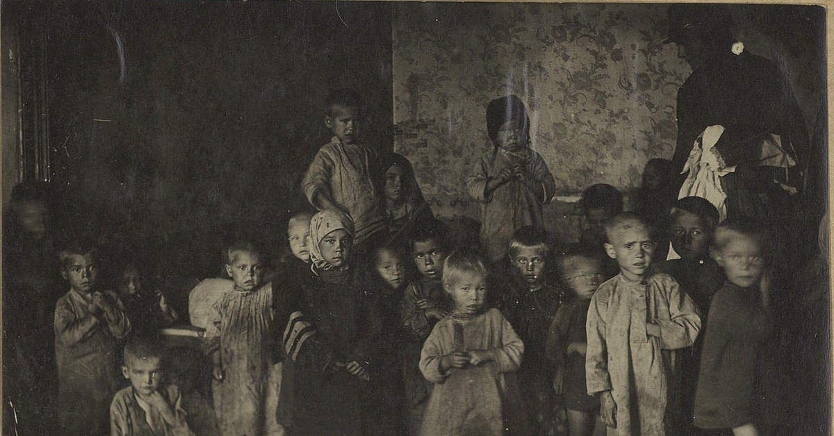 Массовый голод в россии год. Голодающие дети Поволжья 1921. Голодающие дети в Бузулуке (Самарская Губерния), 1921-1922 гг.. Голод 1921 - 1922 Самара.