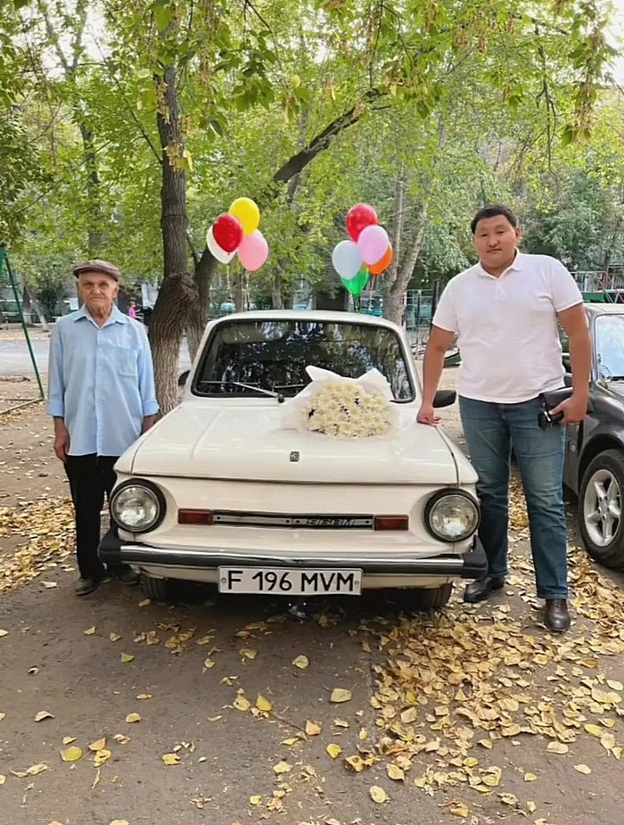 У печального деда прибыло Казахстан, Павлодар, Позитив, Дед, Подарки, Радость, Видео, Вертикальное видео, Длиннопост У печального деда прибыло Казахстан, Павлодар, Позитив, Дед, Подарки, Радость, Видео, Вертикальное видео, Длиннопост