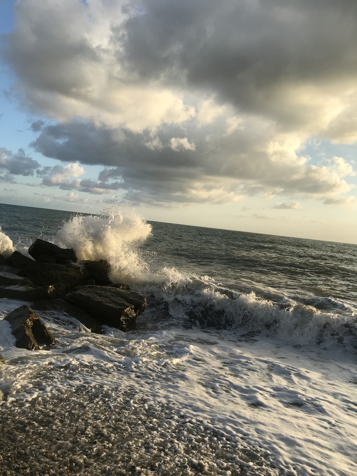 Шторм в Вардане