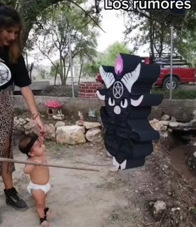 Mexican woman throws her 1-year-old daughter a satanic birthday party - Holidays, Mexico, Party, Religion, Longpost