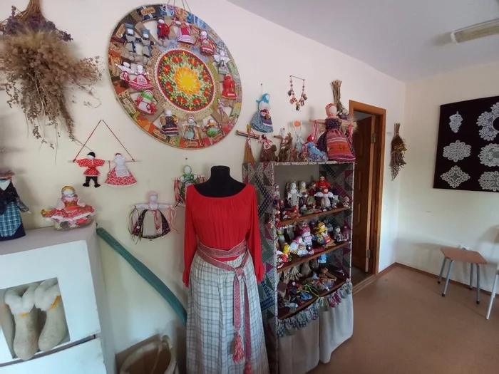 Kalyazin. Not only the bell tower - My, sights, Museum, Local history, Kalyazin, Lace, Needlework, Cities of Russia, Tver region, Snail, City walk, Longpost, Museum of Local Lore