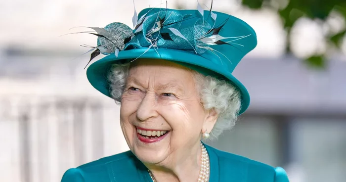 The life story of Queen Elizabeth II - It Was-It Was, Youtube, I advise you to look, Video, Queen Elizabeth II