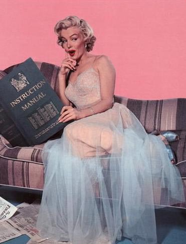 Marilyn Monroe photographed by John Florea (XLIII) The series Magnificent Marilyn 1094 part - Cycle, Gorgeous, Marilyn Monroe, Actors and actresses, Blonde, Girls, Old photo, Celebrities